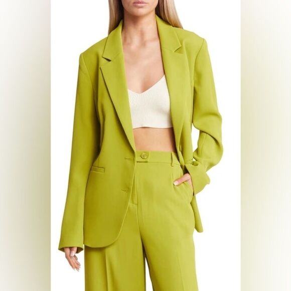 OPEN EDIT- CURVE HEM BLAZER IN OLIVE SEED (green)- Size small - Picture 2 of 11